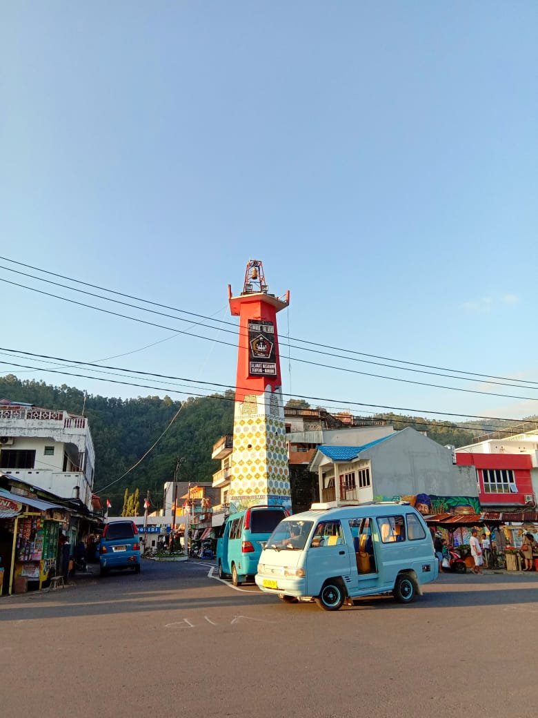 Tugu Suar Lama Tahuna