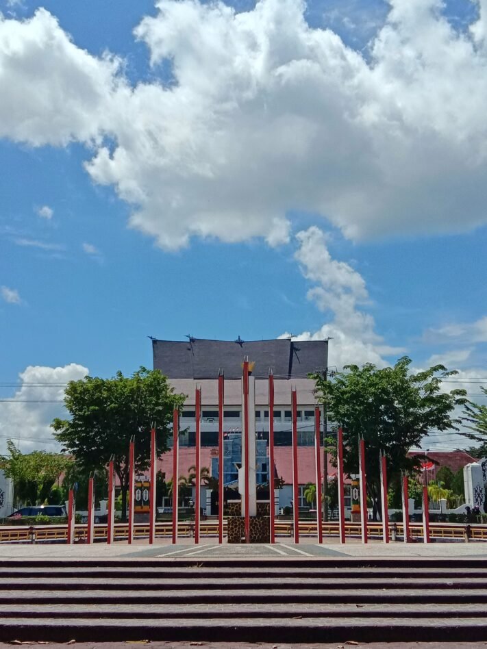 Tugu Sukarno di Palangkaraya