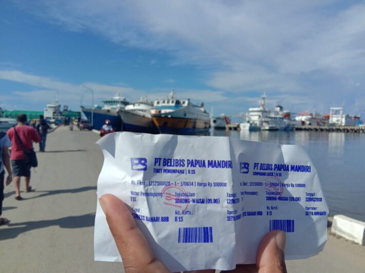 Tiket kapal cepat Sorong Waisai