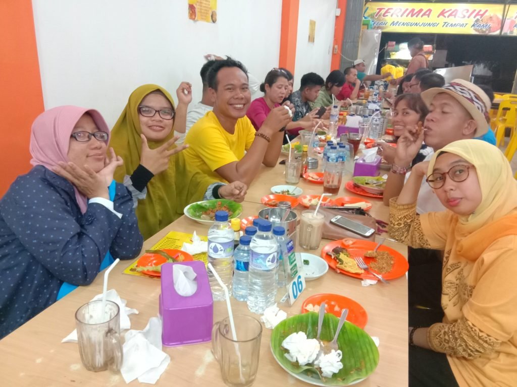 Ruko Kedai Bardi yang menjual mie Racing