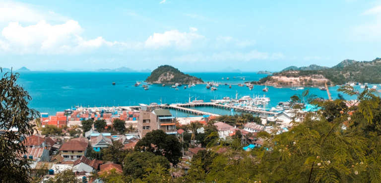 Kapal dari Labuan Bajo ke Benoa Bali, Bajo ke Ampenan