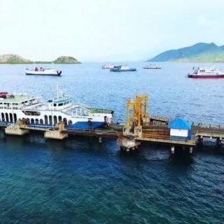 Pelabuhan Poto Tano Sumbawa - foto harianusa