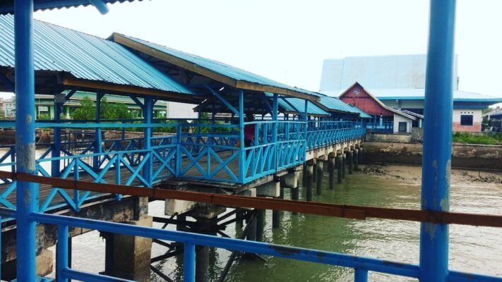 Pelabuhan Selat Panjang Meranti