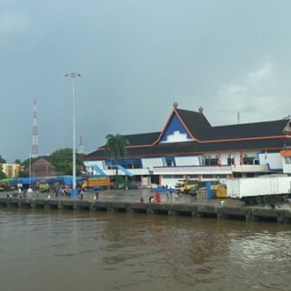 Dermaga pelabuhan Dwikora Pontianak