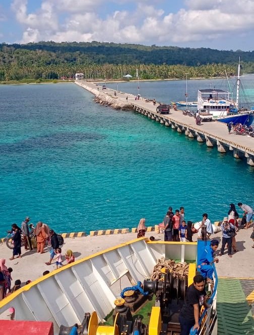 Pelabuhan Ferry Kalaotoa Pasilambena