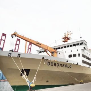 Kapa Pelni KM Dobonsolo