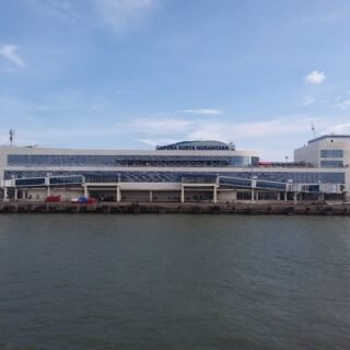 kapal pelni dari surabaya