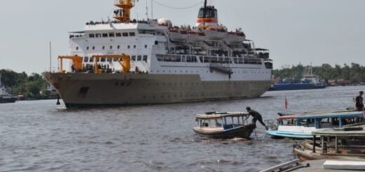 kapal pelni km awu