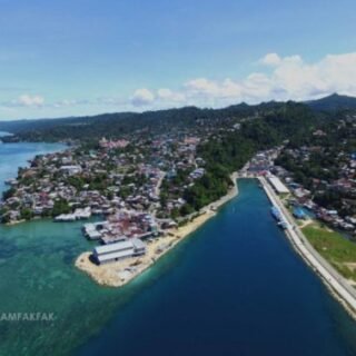 kota fakfak papua