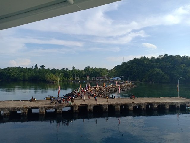 Dermaga Saribi Pulau Numfor