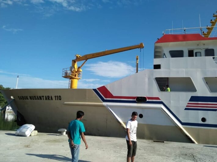 Kapal perintis KM Sabuk Nusantara 110 Aceh