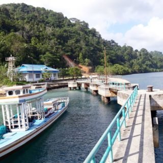 Pelabuhan Nalahia Maluku Tengah