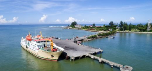 Pelabuhan Sinabang Simeulue Aceh