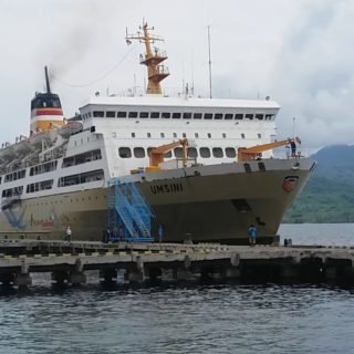 kapal pelni Umsini