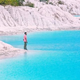 Danau Kaolin Air Bara Bangka