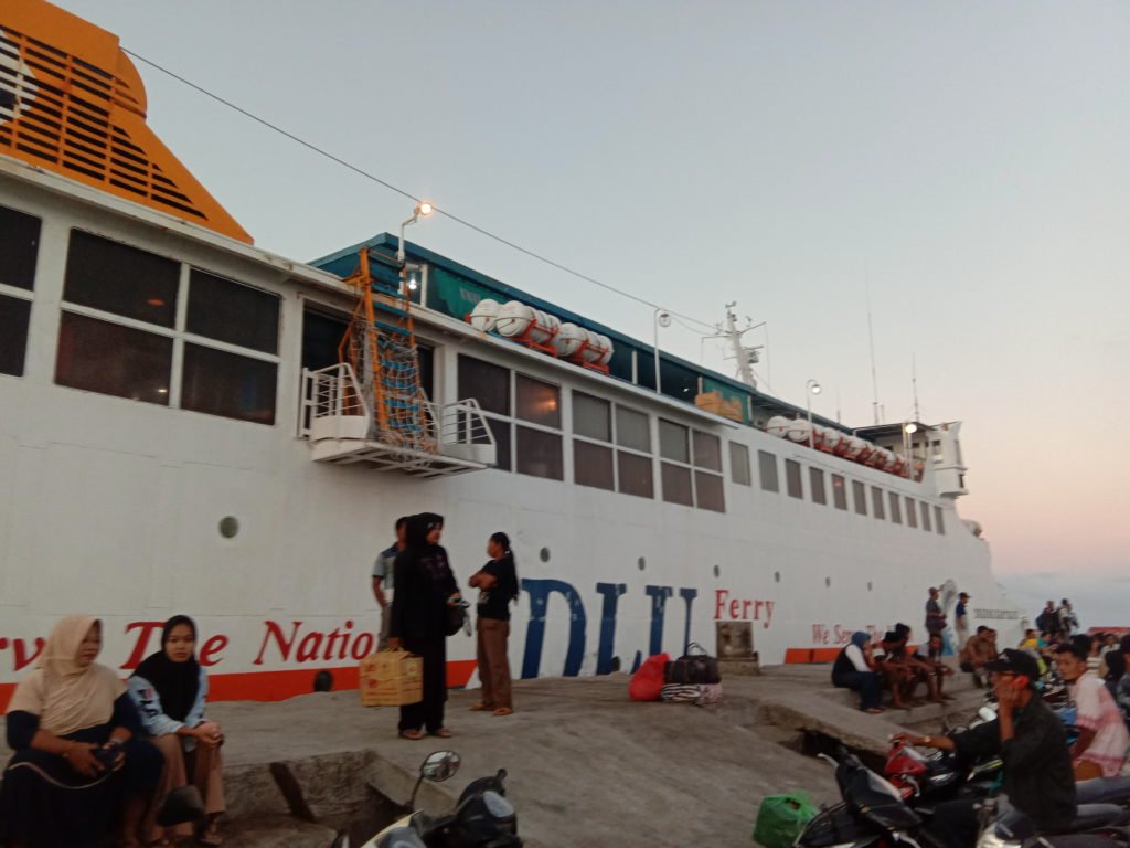 Jadwal Kapal Laut Harga Tiket Km Dharma Ferry 2 Dari