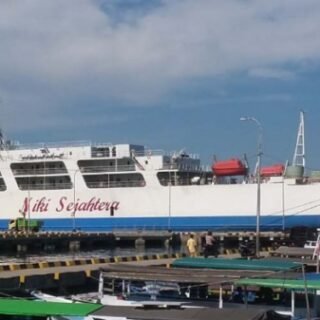 Kapal KM Niki Sejahtera rute Surabaya - Labuan Bajo - Ende (foto pos kupang)