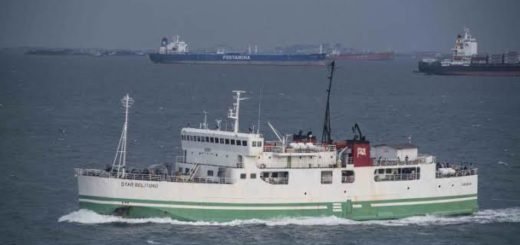 Kapal laut fery roro start Belitung