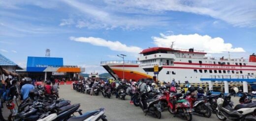 Pelabuhan Tulehu Ambon