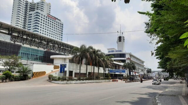 Stasiun Kereta Api Medan