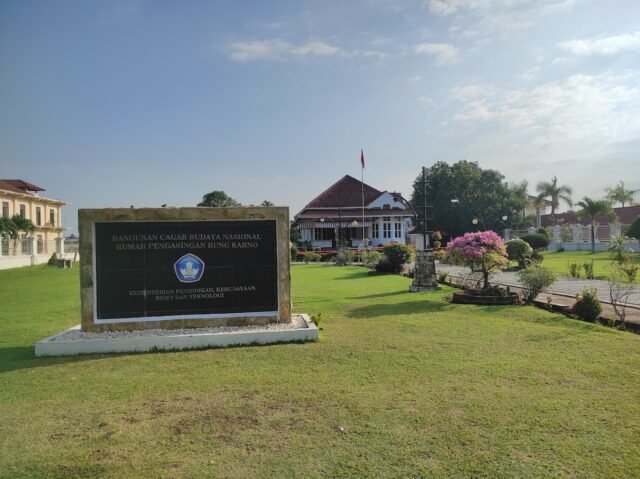 Tiket Masuk Rumah Pengasingan Bung Karno