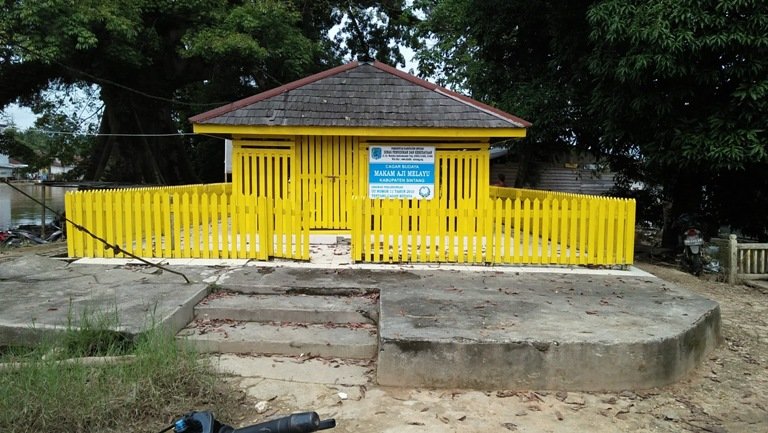 Makam Aji Melayu Sepauk