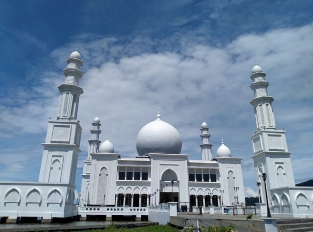 Masjid Agung Oesman Al Khair Sukadana