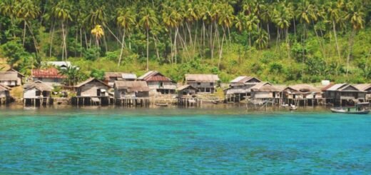 menuju ke Pulau Malenge