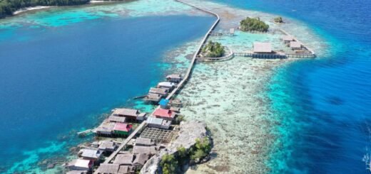 Pulau Papan Togean