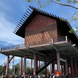 Wisata Rumah Radakng