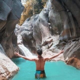 air terjun mangku sakti