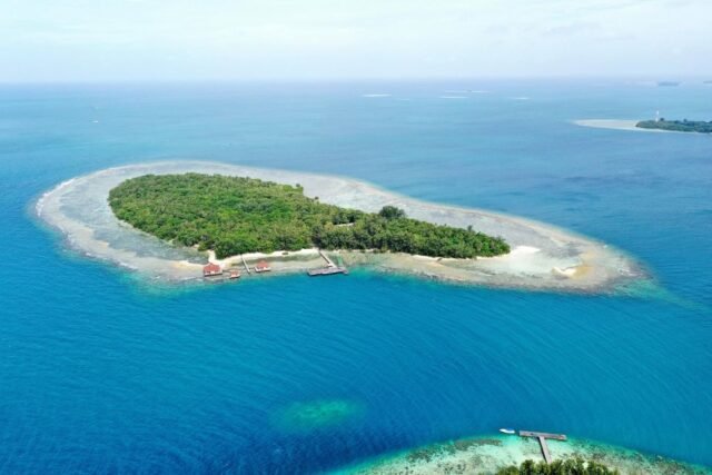 wisata di Pulau Sebaru Kecil