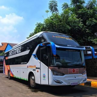 Bus Litha & Co Makassar ke mamuju