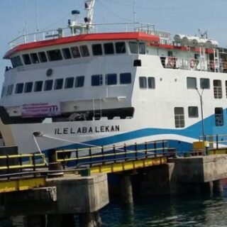 Kapal Fery Roro dari pelabuhan bolok Kupang
