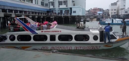Kapal Satria Express 8