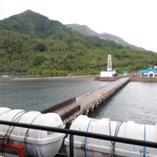 Pelabuhan Damer di Pulau Damer Maluku Barat Daya