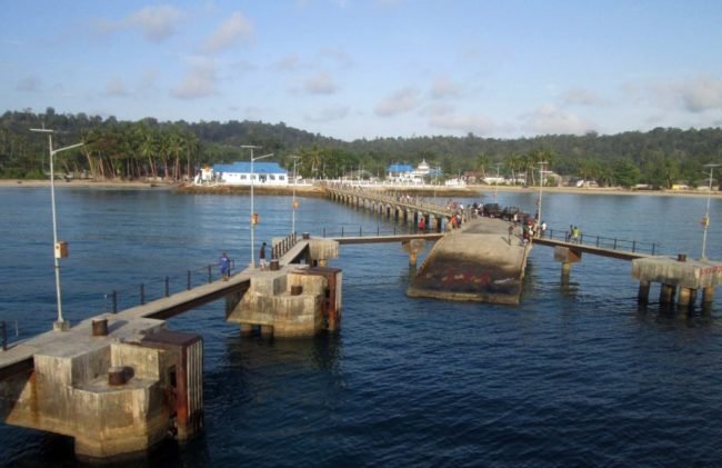Pelabuhan Gorom
