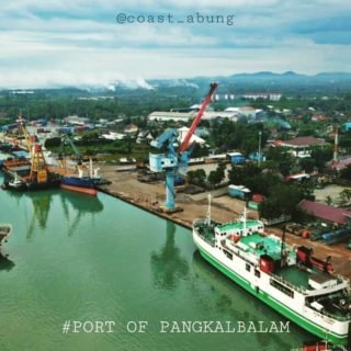 Pelabuhan Pangkal Balam Bangka