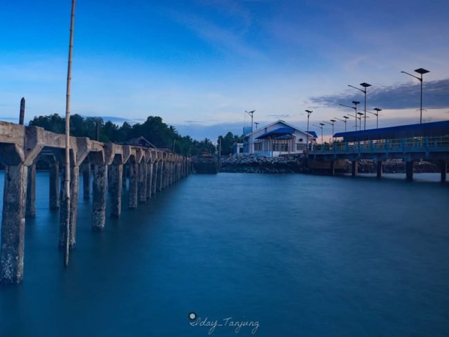 Pelabuhan alai Insit laut, Kecamatan Tebing Tinggi Barat Kabupaten Kepulauan Meranti - Riau