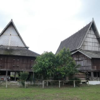 Wisata Sejarah Astana Alnursari Kotawaringin