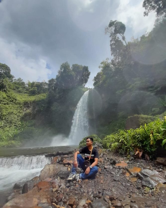  Air  Terjun  Sigerincing Merangin Niagara mini dari Jambi 