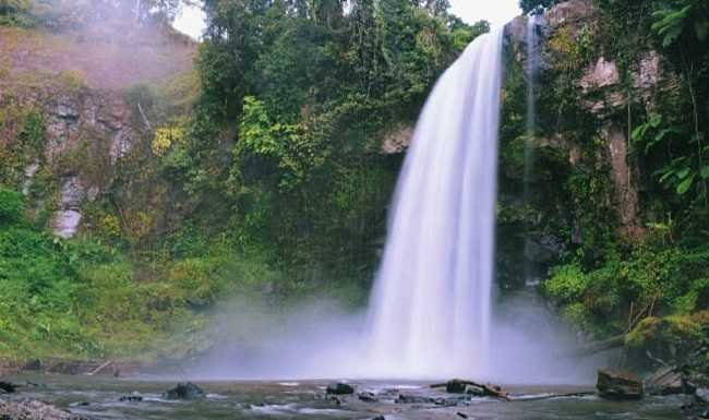  Air  Terjun  Sigerincing Merangin Niagara mini dari Jambi 