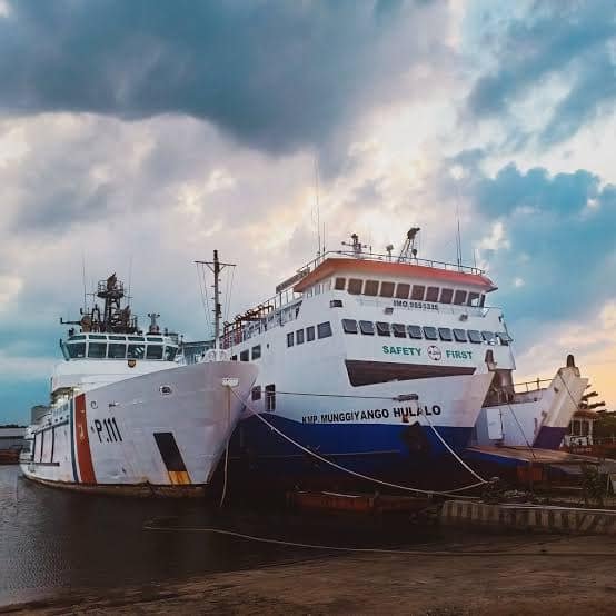 Jadwal Kapal Ferry Munggiyango Dari Jangkar Situbondo Ke Kangean Dan Kalianget Kata Omed