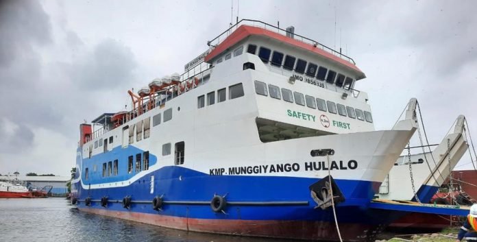 Jadwal Kapal Ferry Munggiyango Dari Jangkar Situbondo Ke Kangean Dan Kalianget Kata Omed