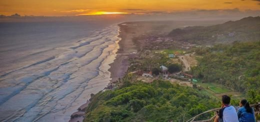 Pemandangan Shoka Bukit Senja