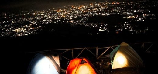 camping di Gunung Putri Garut