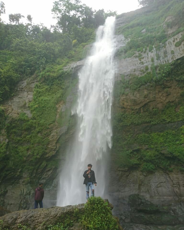 Curug Ece di sukabumi