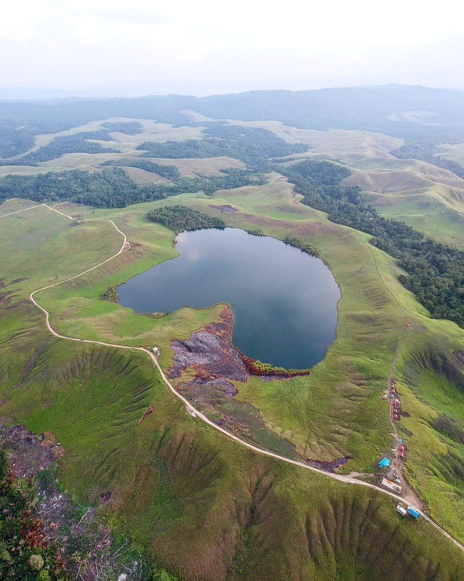 12 Nama Danau Di Papua  Dan Papua  Barat Yang Terindah 