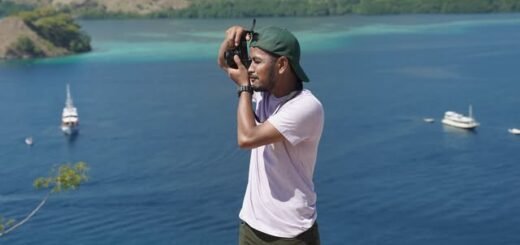 Gaya Sedang Memotret