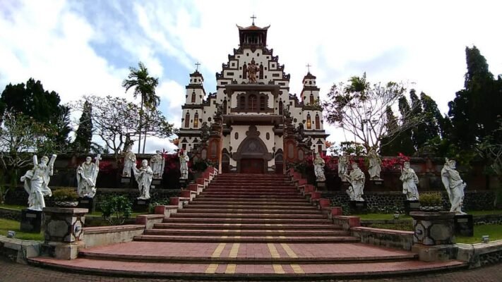 7 Gereja Paling Instagenik Di Indonesia Yang Bisa Kamu Kunjungi - KATA OMED